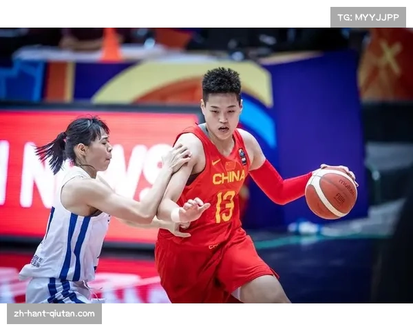 山东女篮国手杨衡瑜新赛季首战得17分 展现内线核心作用